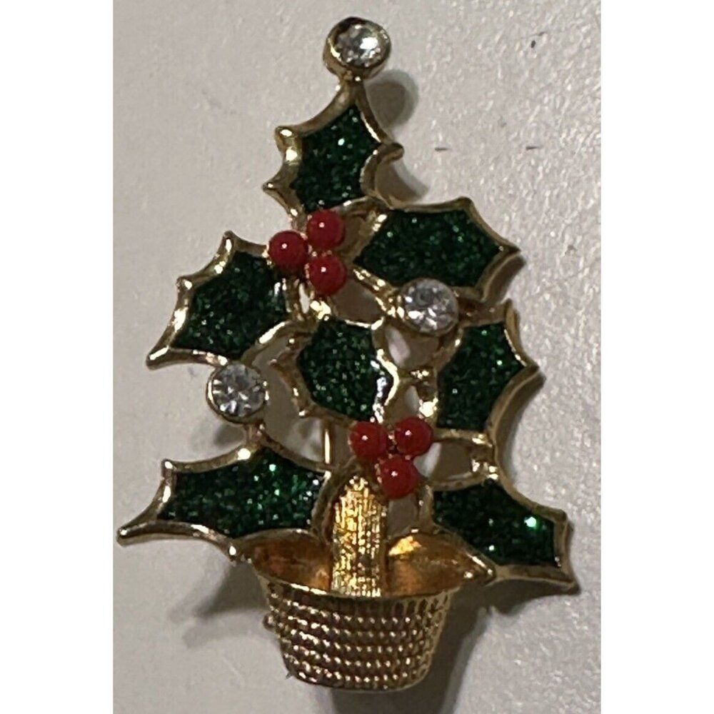 Avon Christmas Tree Brooch Pin Vintage Holly Berry Enamel Gold Tone